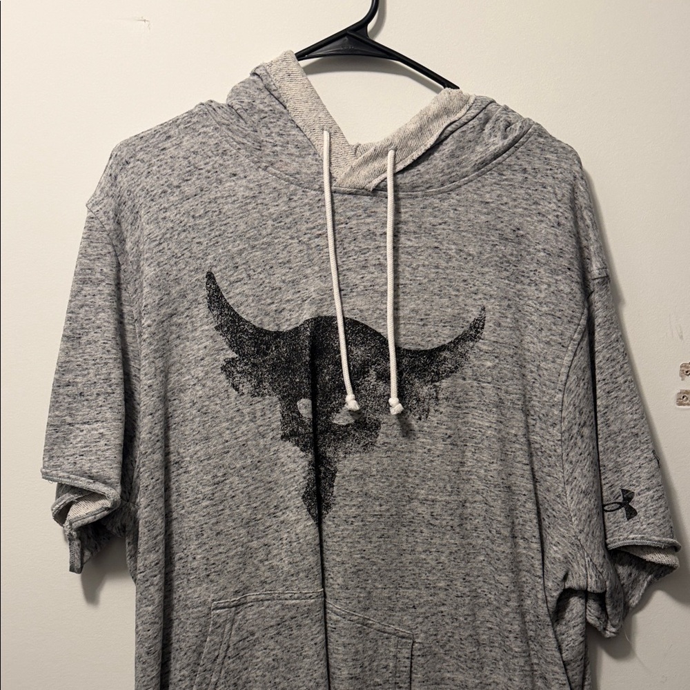 Under Armour Gray Hooded Sleeveless T shirt